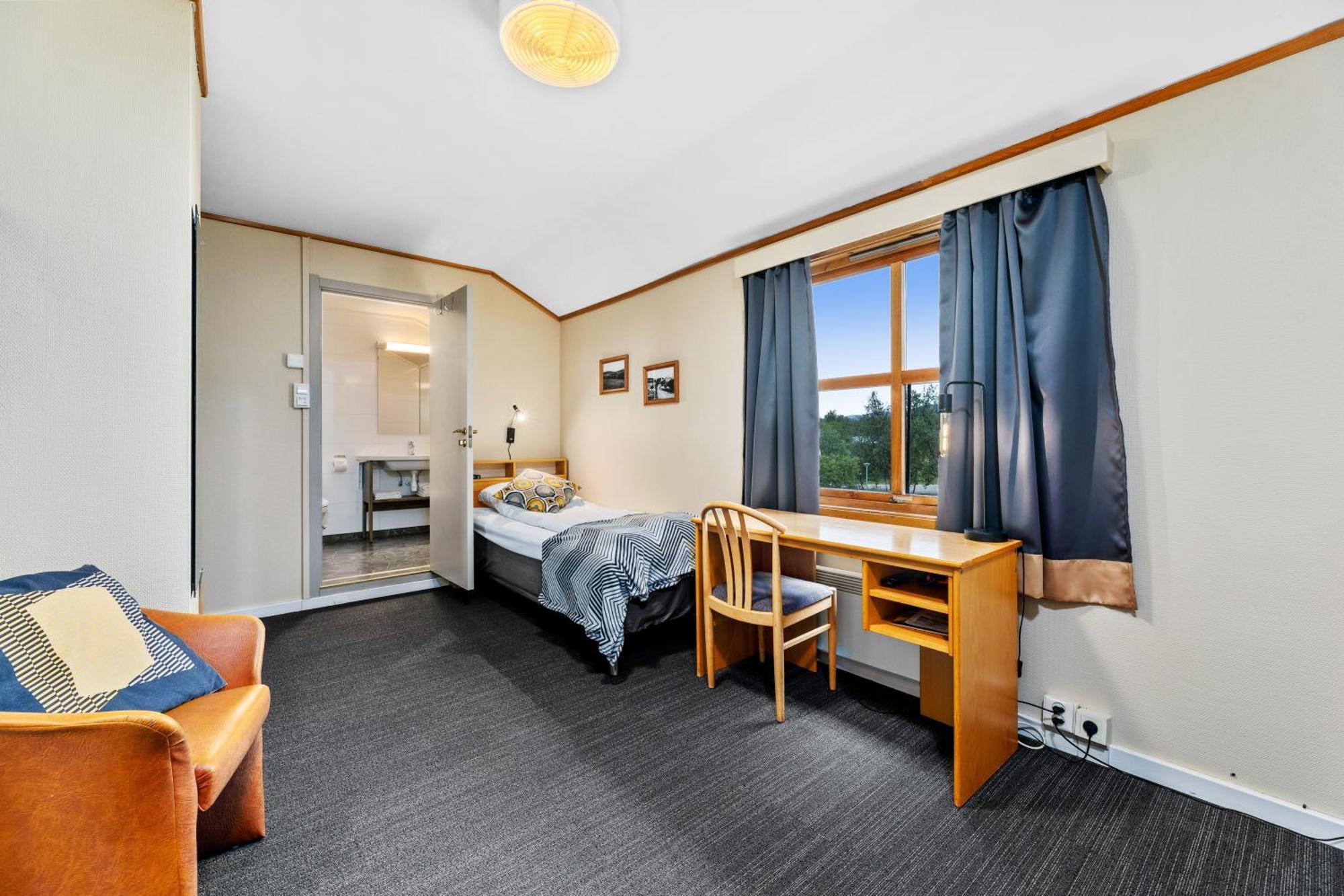 Lakselv Hotel Extérieur photo