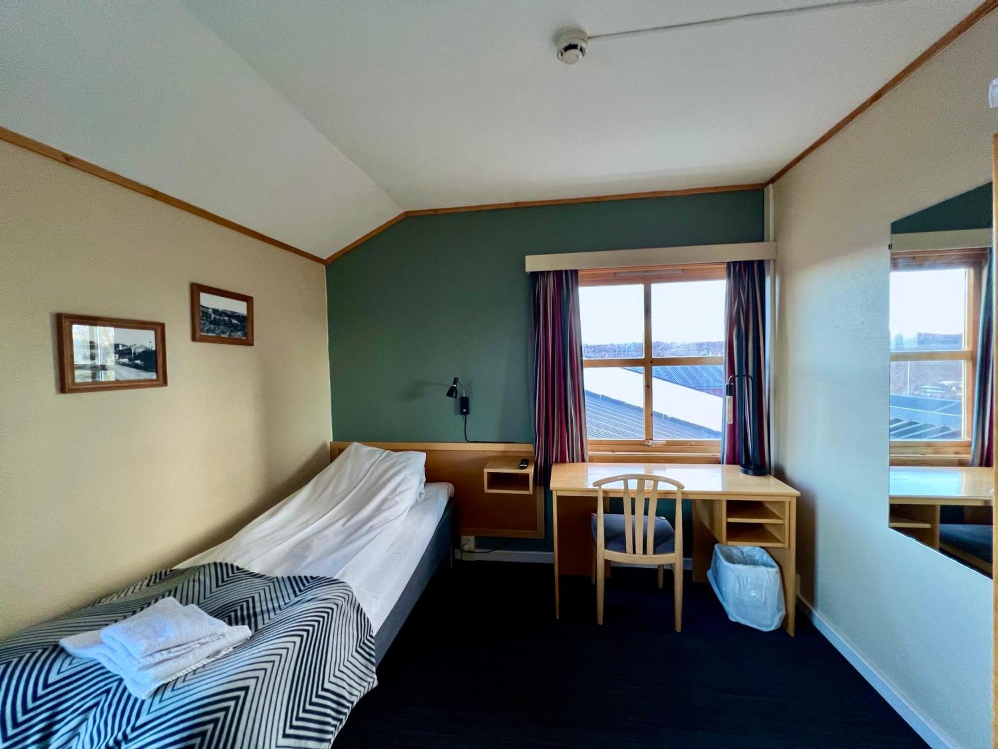 Lakselv Hotel Extérieur photo